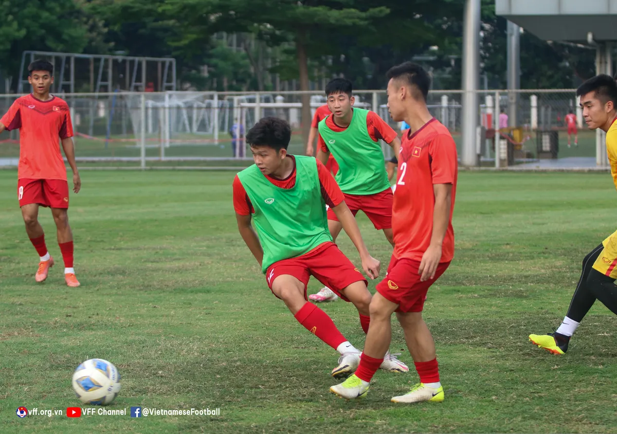 U19 Việt Nam sẵn sàng cho trận gặp U19 Thái Lan - Ảnh 4. U19 Việt Nam sẵn sàng cho trận gặp U19 Thái Lan - Ảnh 4.