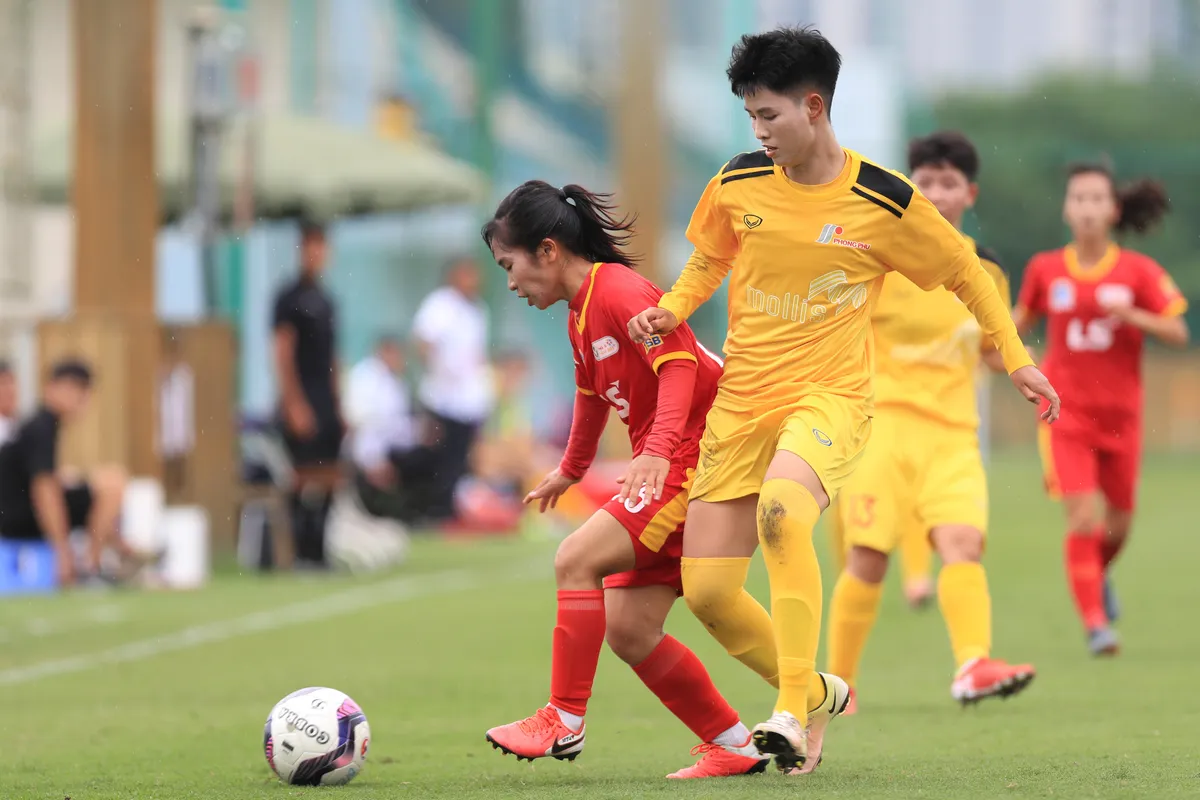 Giải bóng đá Nữ Cúp Quốc gia 2022 (10/8): PP Hà Nam I có chiến thắng đầu tiên - Ảnh 1. Giải bóng đá Nữ Cúp Quốc gia 2022 (10/8): PP Hà Nam I có chiến thắng đầu tiên - Ảnh 1.