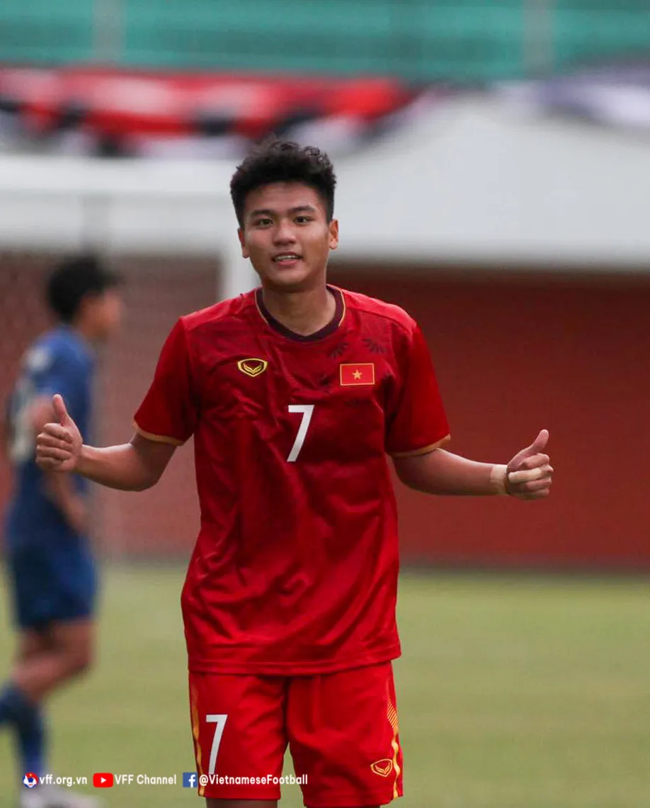 Thắng thuyết phục Thái Lan, U16 Việt Nam vào chung kết giải vô địch U16 Đông Nam Á 2022 - Ảnh 3. Thắng thuyết phục Thái Lan, U16 Việt Nam vào chung kết giải vô địch U16 Đông Nam Á 2022 - Ảnh 3.