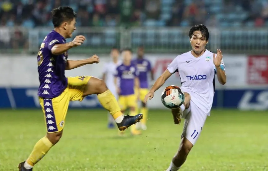 Trọng tài FIFA bắt chính trận CLB Hà Nội - Hoàng Anh Gia Lai - Ảnh 1.