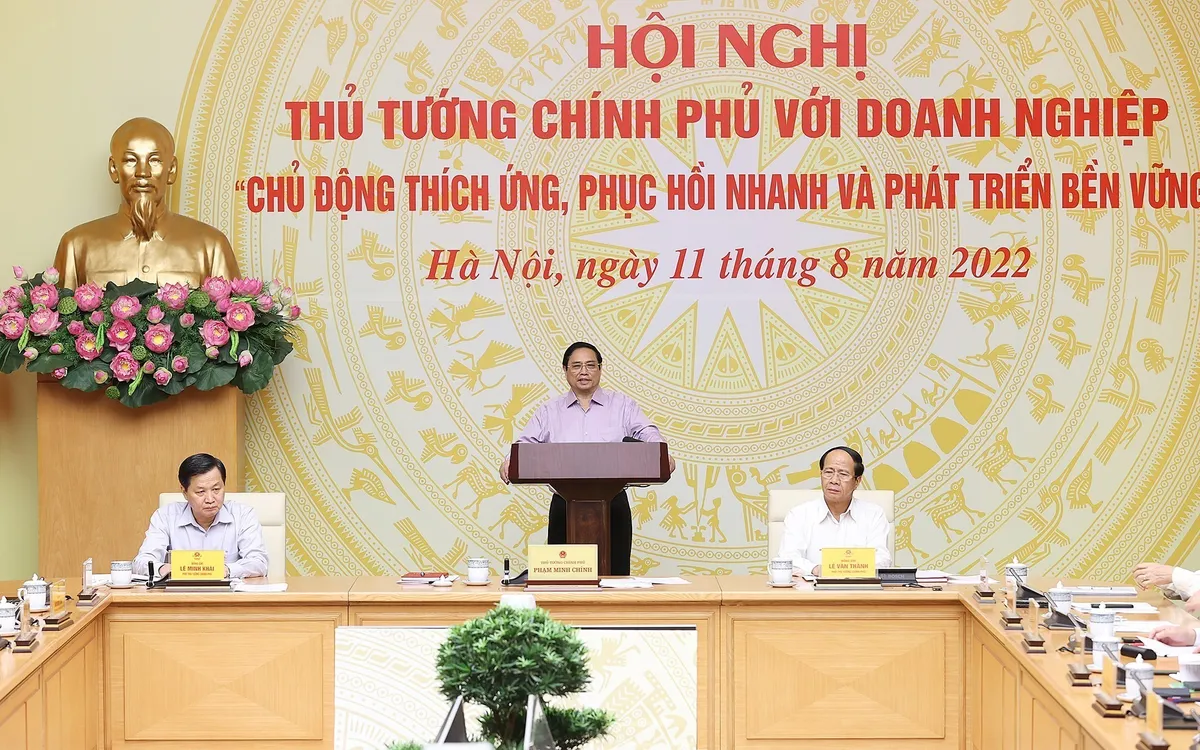 Thủ tướng chủ trì Hội nghị với doanh nghiệp - Ảnh 2.