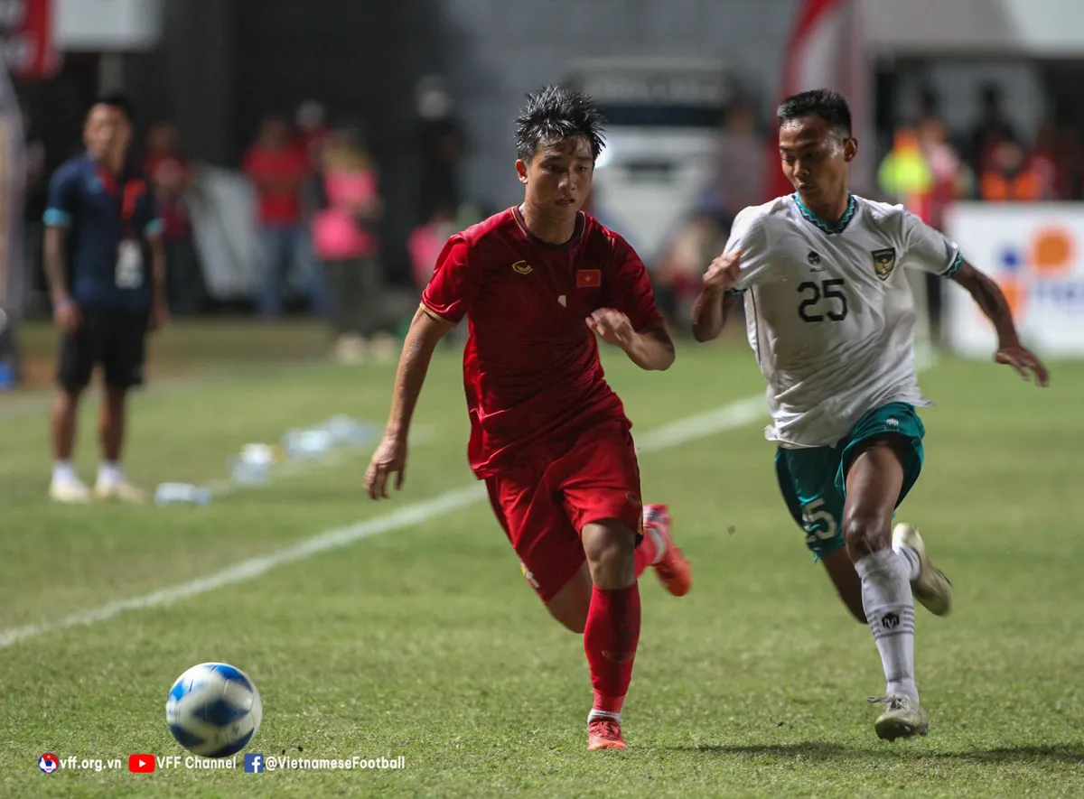 Thua 0-1 trong trận chung kết, U16 Việt Nam giành HCB tại giải U16 Đông Nam Á 2022 - Ảnh 9. Thua 0-1 trong trận chung kết, U16 Việt Nam giành HCB tại giải U16 Đông Nam Á 2022 - Ảnh 9.