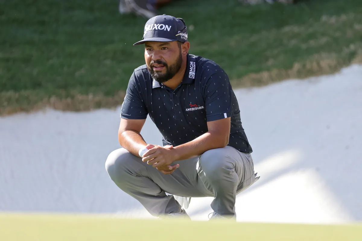 JJ Spaun dẫn đầu sau vòng 3 giải golf St Jude Championship - Ảnh 1. JJ Spaun dẫn đầu sau vòng 3 giải golf St Jude Championship - Ảnh 1.