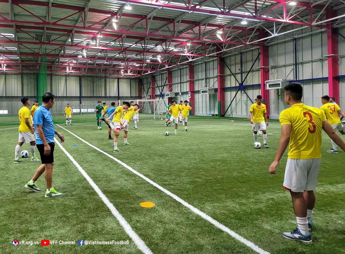 ĐT U20 Việt Nam đã đến Nhật Bản, tích cực tập hồi phục và củng cố thể lực - Ảnh 14. ĐT U20 Việt Nam đã đến Nhật Bản, tích cực tập hồi phục và củng cố thể lực - Ảnh 14.