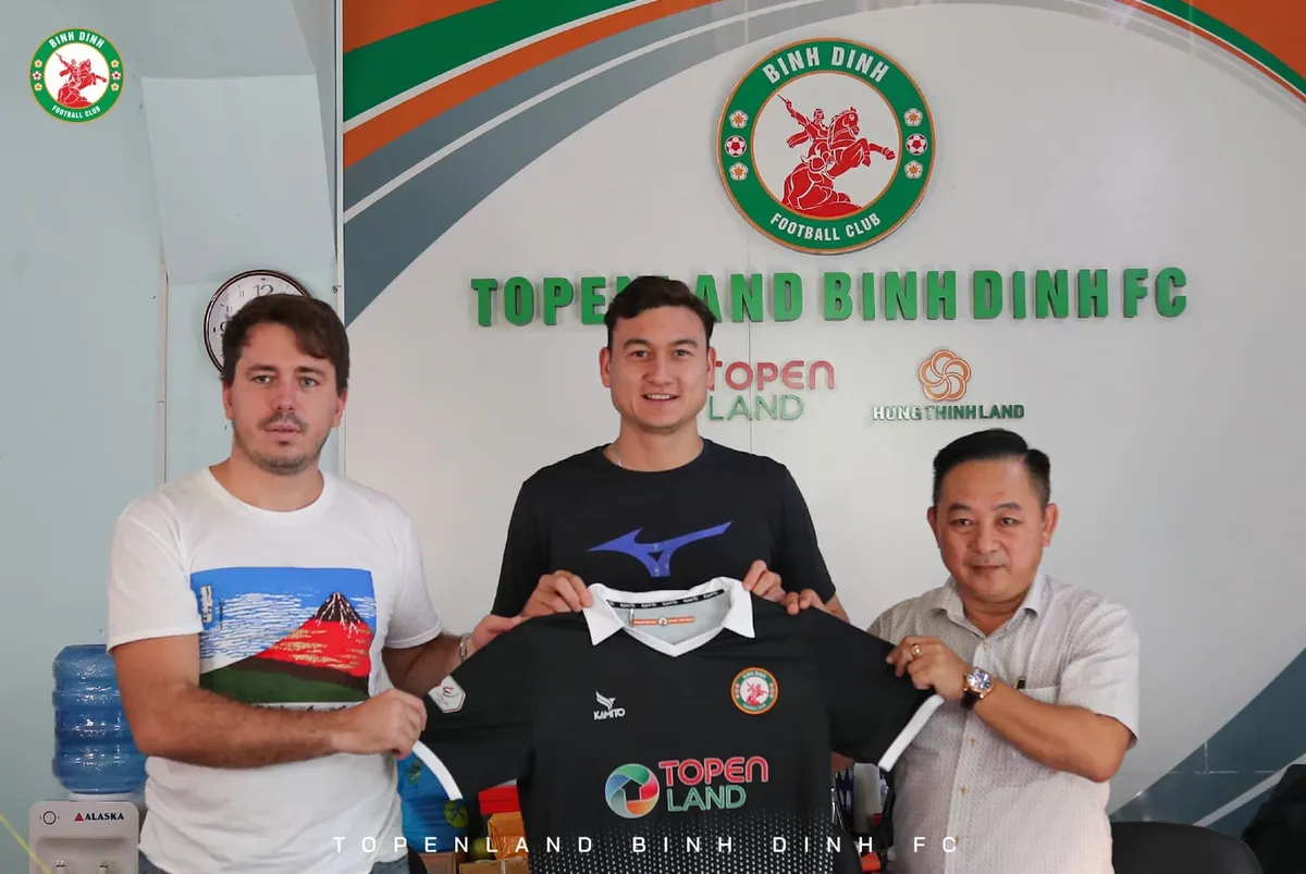 Vòng 13 V.League | Chờ đợi sự trở lại của Đặng Văn Lâm - Ảnh 1. Vòng 13 V.League | Chờ đợi sự trở lại của Đặng Văn Lâm - Ảnh 1.