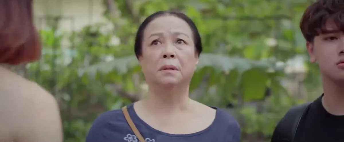 Thương ng&agrave;y nắng về 2 - Tập 53: B&agrave; Nga trở bệnh nặng, th&ecirc;m chứng hoang tưởng - Ảnh 5.