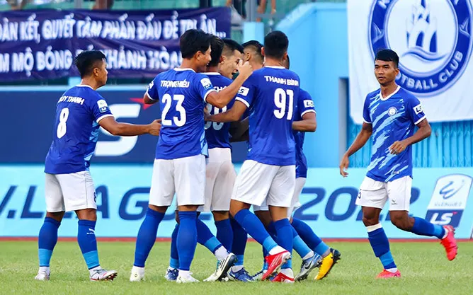 Vòng 12 LS V.League 2-2022: Ngôi đầu đổi chủ - Ảnh 2. Vòng 12 LS V.League 2-2022: Ngôi đầu đổi chủ - Ảnh 2.