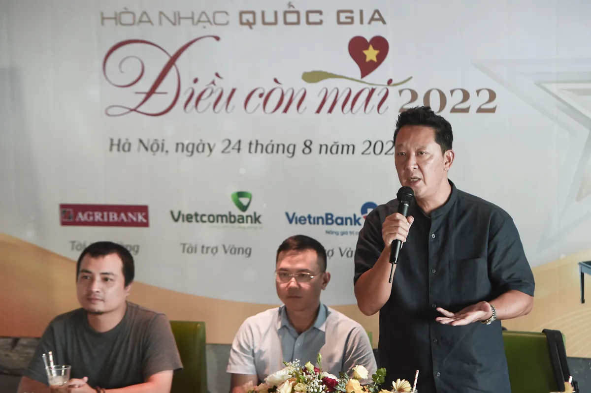 Hòa nhạc quốc gia Điều còn mãi 2022 tôn vinh các y bác sỹ - Ảnh 1.