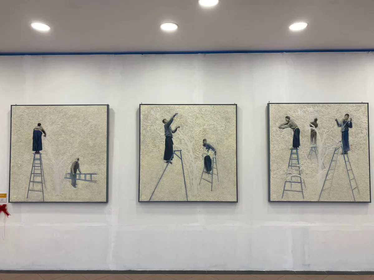 Chi&ecirc;m ngưỡng những t&aacute;c phẩm đạt giải tại Festival Mỹ thuật trẻ 2022 lần thứ 6 - Ảnh 10.