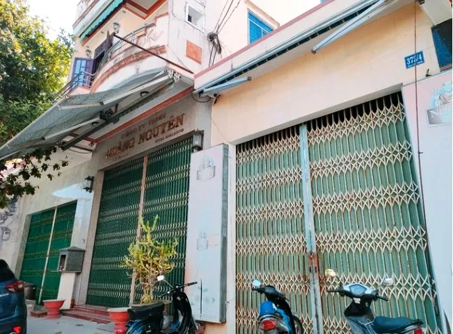 Vụ vỡ nợ 300 tỷ đồng: Ng&acirc;n h&agrave;ng cho vay 200 tỷ đồng, nhiều người d&acirc;n đi&ecirc;u đứng  - Ảnh 1.