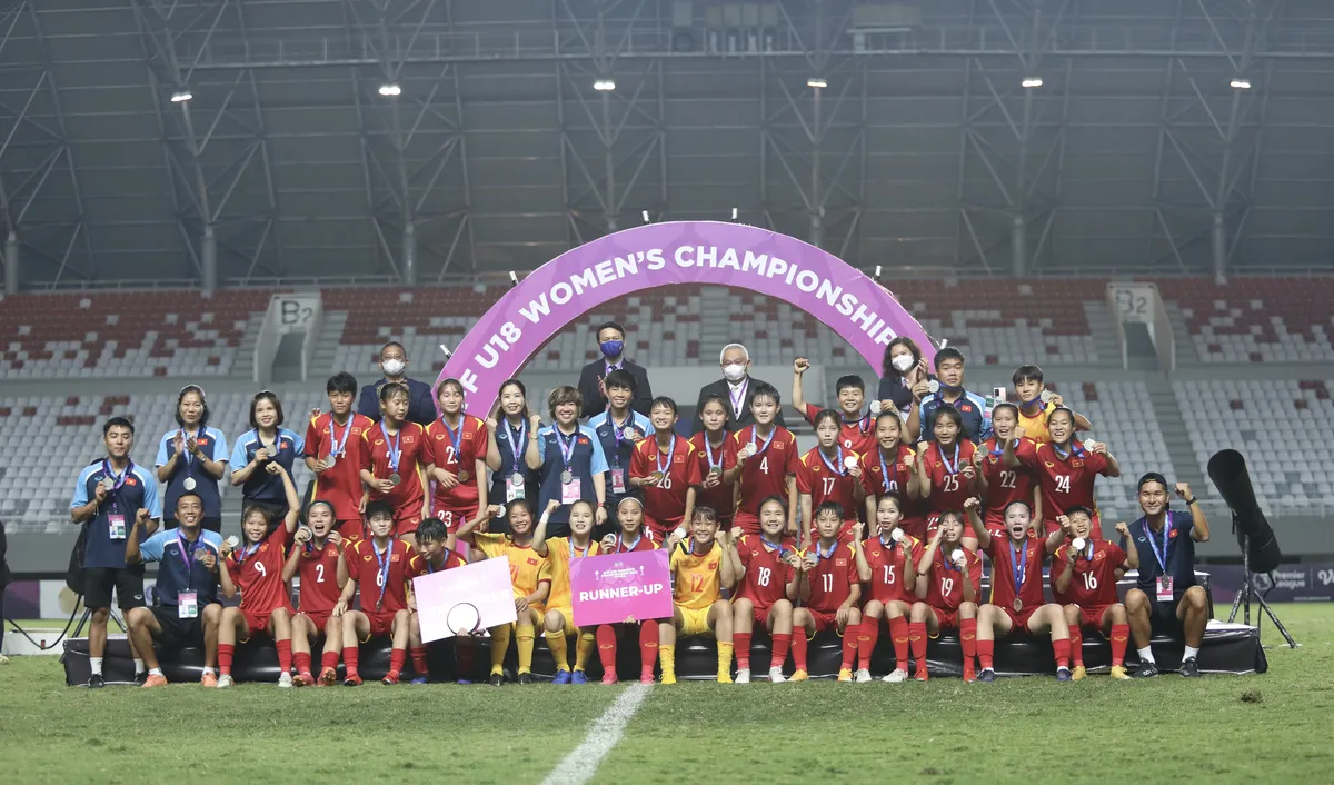 ĐT nữ U18 Việt Nam hoàn tất hành trình với tấm Huy chương Bạc - Ảnh 4. ĐT nữ U18 Việt Nam hoàn tất hành trình với tấm Huy chương Bạc - Ảnh 4.