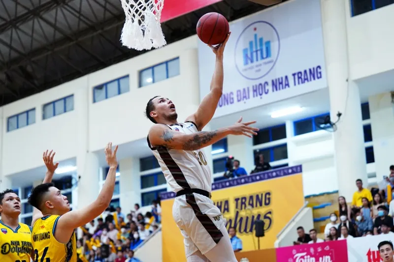 VBA 2022 - Game 32: Chiến thắng giàu cảm xúc của Nha Trang Dolphins - Ảnh 3. VBA 2022 - Game 32: Chiến thắng giàu cảm xúc của Nha Trang Dolphins - Ảnh 3.