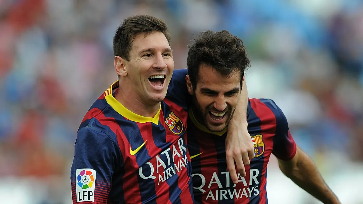 Cesc Fabregas: Với tư c&aacute;ch l&agrave; một người h&acirc;m mộ của Barcelona, t&ocirc;i hy vọng v&agrave; mong rằng Messi sẽ trở lại - Ảnh 1.