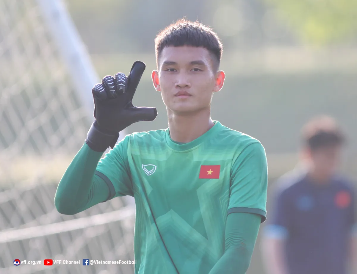 U16 Việt Nam sẵn sàng cho trận tranh ngôi nhất bảng với U16 Indonesia - Ảnh 3. U16 Việt Nam sẵn sàng cho trận tranh ngôi nhất bảng với U16 Indonesia - Ảnh 3.