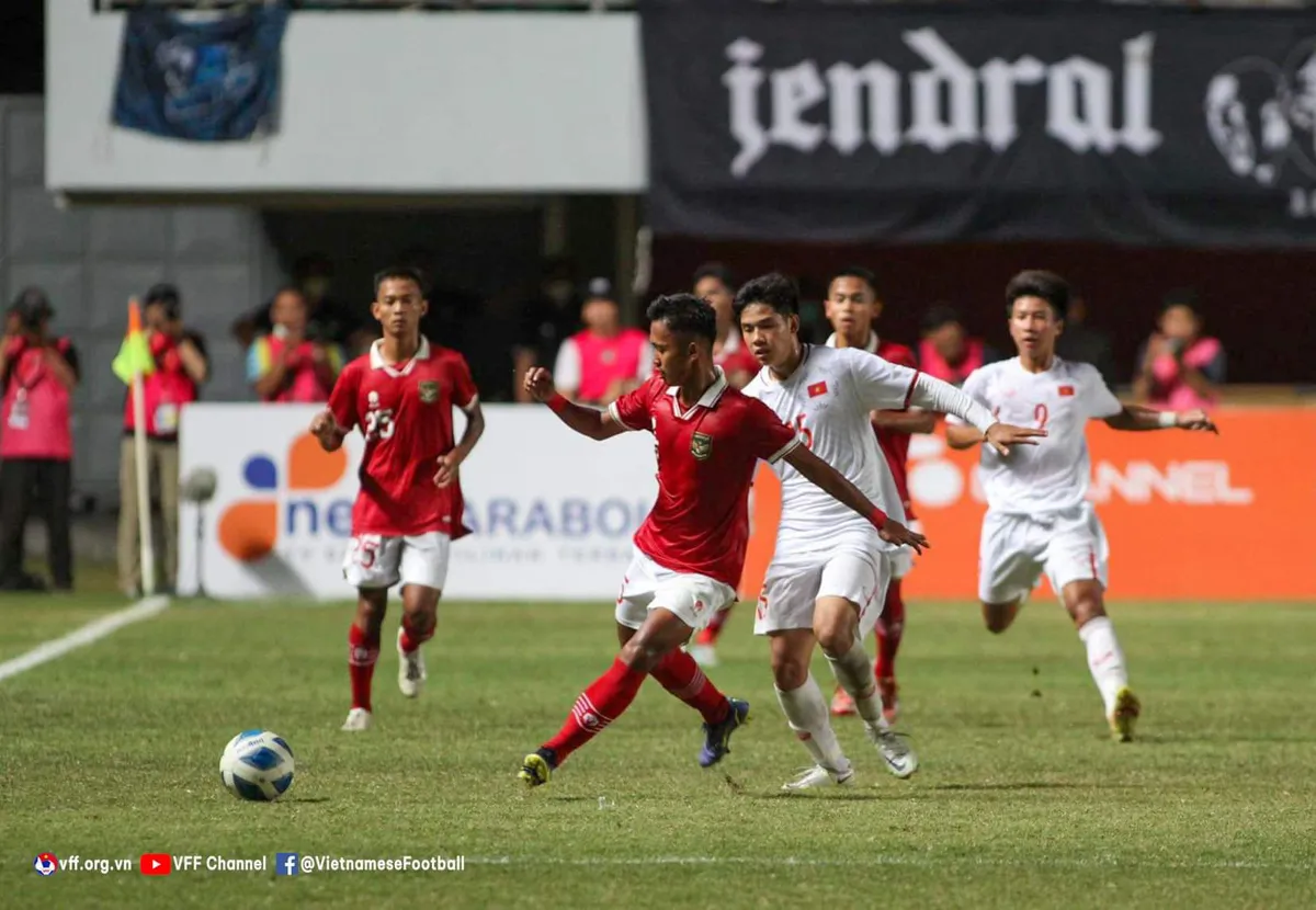 Thua đáng tiếc trước U16 Indonesia, U16 Việt Nam buộc phải chờ kết quả tại bảng C - Ảnh 2. Thua đáng tiếc trước U16 Indonesia, U16 Việt Nam buộc phải chờ kết quả tại bảng C - Ảnh 2.
