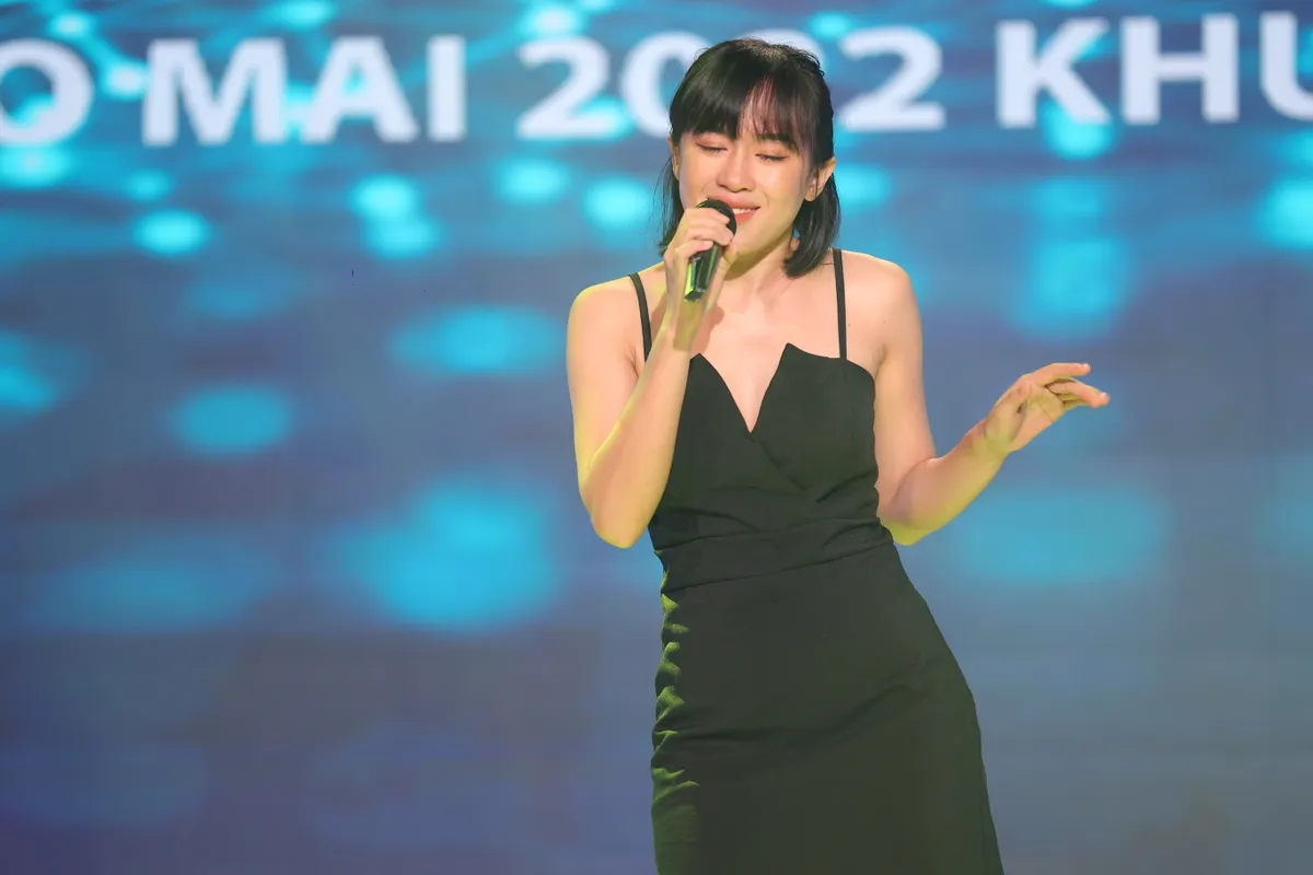 Thí sinh Sao Mai 2022 vòng sơ loại Khu vực miền Nam háo hức trong ngày thi đầu tiên - Ảnh 13.