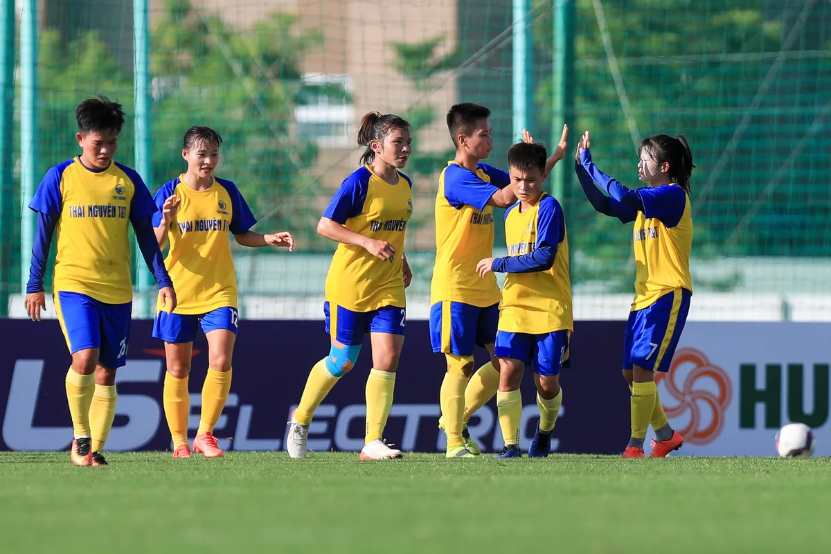 Giải bóng đá Nữ Cúp Quốc gia 2022 (9/8): TP Hồ Chí Minh I và Thái Nguyên T&T tiếp mạch thắng - Ảnh 2. Giải bóng đá Nữ Cúp Quốc gia 2022 (9/8): TP Hồ Chí Minh I và Thái Nguyên T&T tiếp mạch thắng - Ảnh 2.