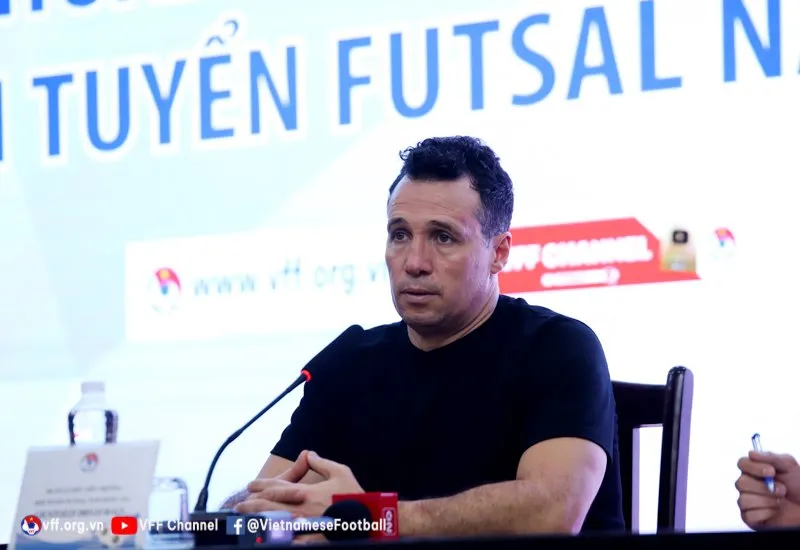 HLV từng vô địch World Cup chính thức dẫn dắt ĐT futsal Việt Nam - Ảnh 2. HLV từng vô địch World Cup chính thức dẫn dắt ĐT futsal Việt Nam - Ảnh 2.
