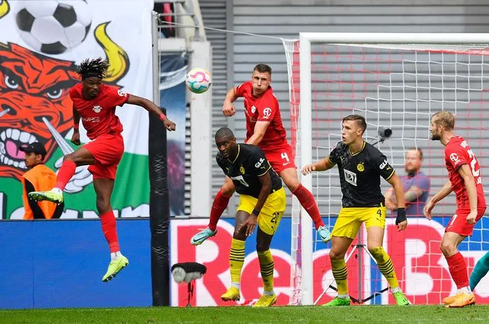 Dortmund thua đậm trước Leipzig - Ảnh 1. Dortmund thua đậm trước Leipzig - Ảnh 1.