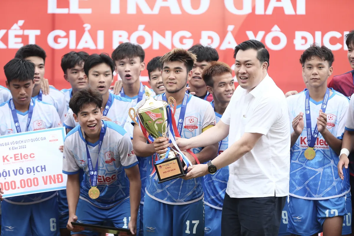 Chung kết U17 Quốc gia 2022: U17 PVF đăng quang ngôi Vô địch - Ảnh 8. Chung kết U17 Quốc gia 2022: U17 PVF đăng quang ngôi Vô địch - Ảnh 8.