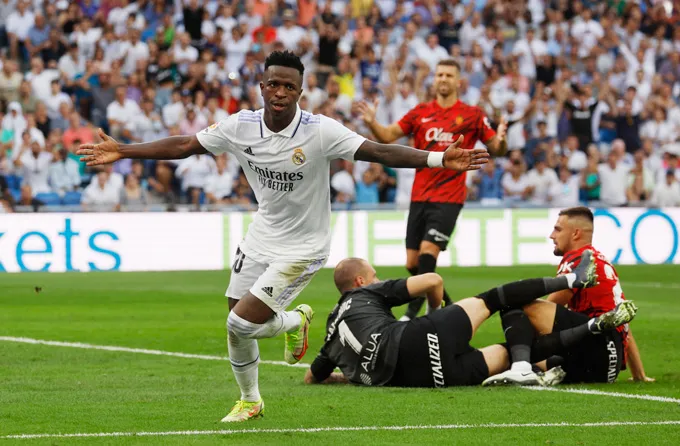 Ngược dòng mãn nhãn, Real Madrid đòi lại ngôi đầu La Liga - Ảnh 3. Ngược dòng mãn nhãn, Real Madrid đòi lại ngôi đầu La Liga - Ảnh 3.