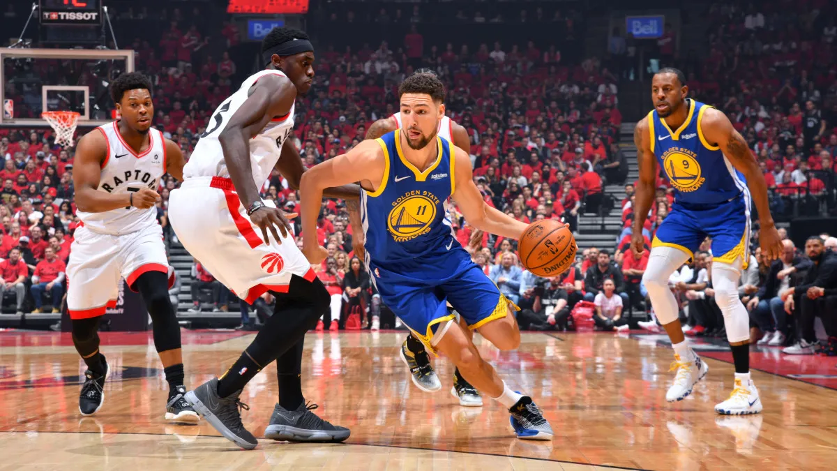 NBA và kế hoạch tổ chức tour đấu trong mùa giải chính thức - Ảnh 1. NBA và kế hoạch tổ chức tour đấu trong mùa giải chính thức - Ảnh 1.
