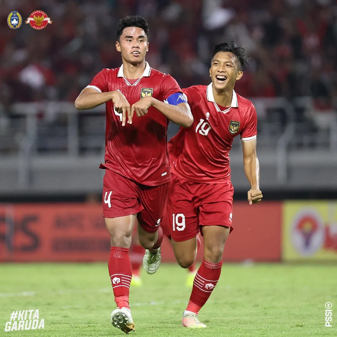 U20 Indonesia 3-2 U20 Việt Nam: Rượt đuổi tỉ số ngoạn mục, U20 Việt Nam thất bại đáng tiếc! - Ảnh 2. U20 Indonesia 3-2 U20 Việt Nam: Rượt đuổi tỉ số ngoạn mục, U20 Việt Nam thất bại đáng tiếc! - Ảnh 2.
