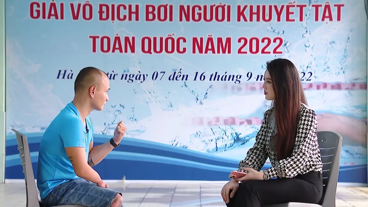 Giọt nước mắt hạnh ph&uacute;c của k&igrave;nh ngư kh&ocirc;ng ch&acirc;n - Ảnh 2.