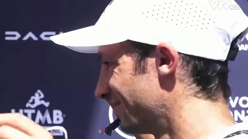 Cuộc đua Ultra Trail Mont Blanc tr&ecirc;n d&atilde;y Alps h&ugrave;ng vĩ - Ảnh 1.