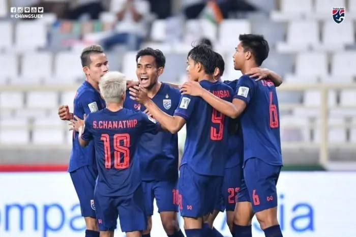Tuyển Thái Lan mất sân nhà đá AFF Cup 2022 vì... Justin Bieber - Ảnh 2. Tuyển Thái Lan mất sân nhà đá AFF Cup 2022 vì... Justin Bieber - Ảnh 2.