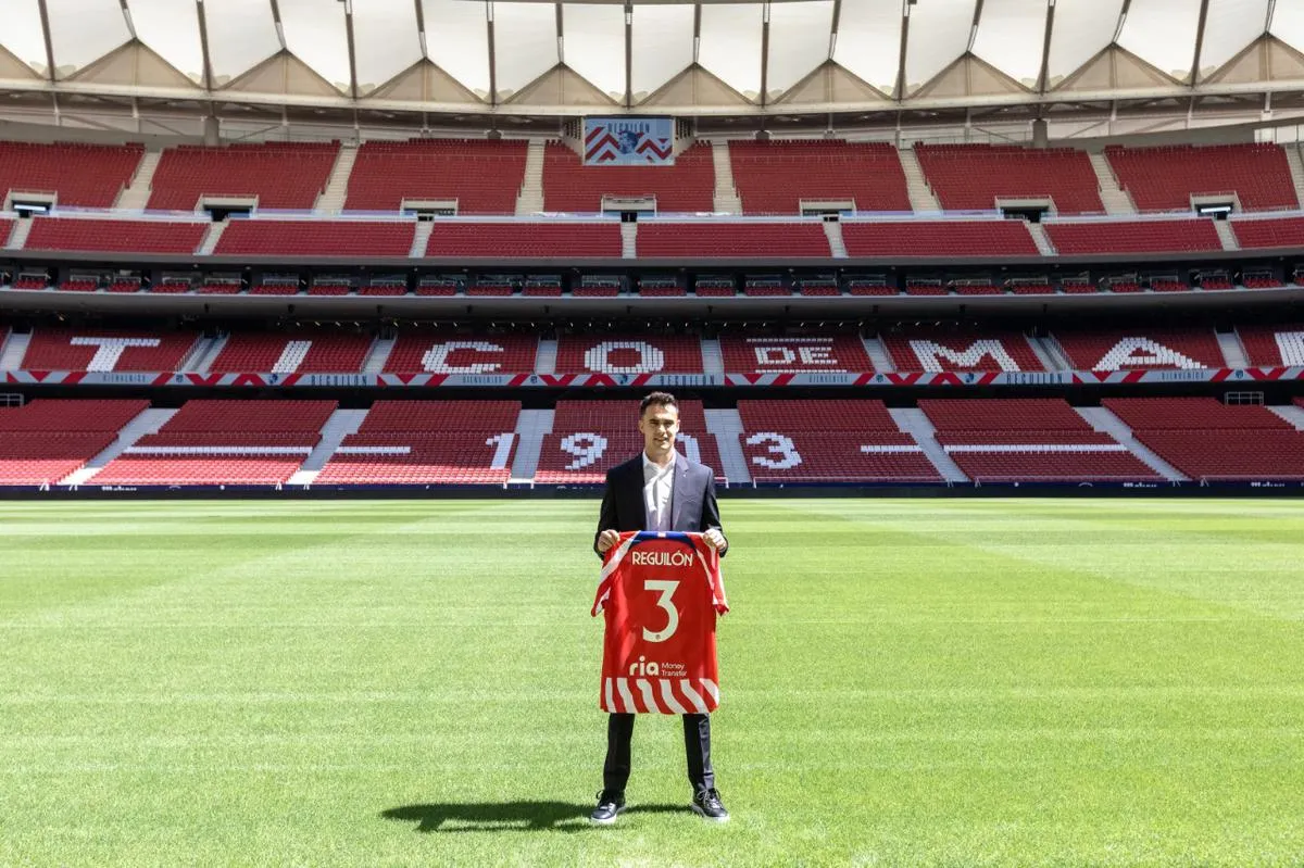 Sergio Reguilon ra mắt tại Atletico Madrid - Ảnh 1. Sergio Reguilon ra mắt tại Atletico Madrid - Ảnh 1.