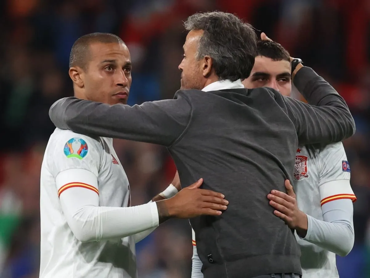 Thiago Alcantara gần như hết khả năng tham dự World Cup 2022 - Ảnh 1. Thiago Alcantara gần như hết khả năng tham dự World Cup 2022 - Ảnh 1.