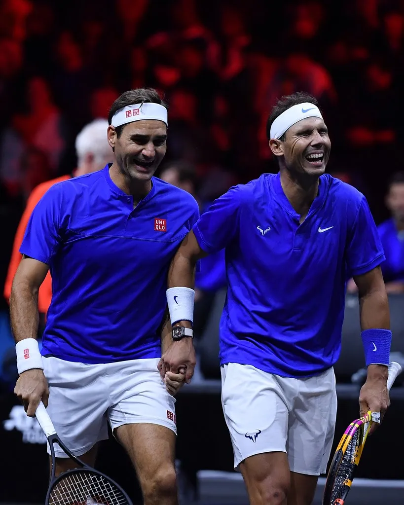 Xúc động khoảnh khắc Nadal rơi lệ ngày Federer giải nghệ - Ảnh 6. Xúc động khoảnh khắc Nadal rơi lệ ngày Federer giải nghệ - Ảnh 6.