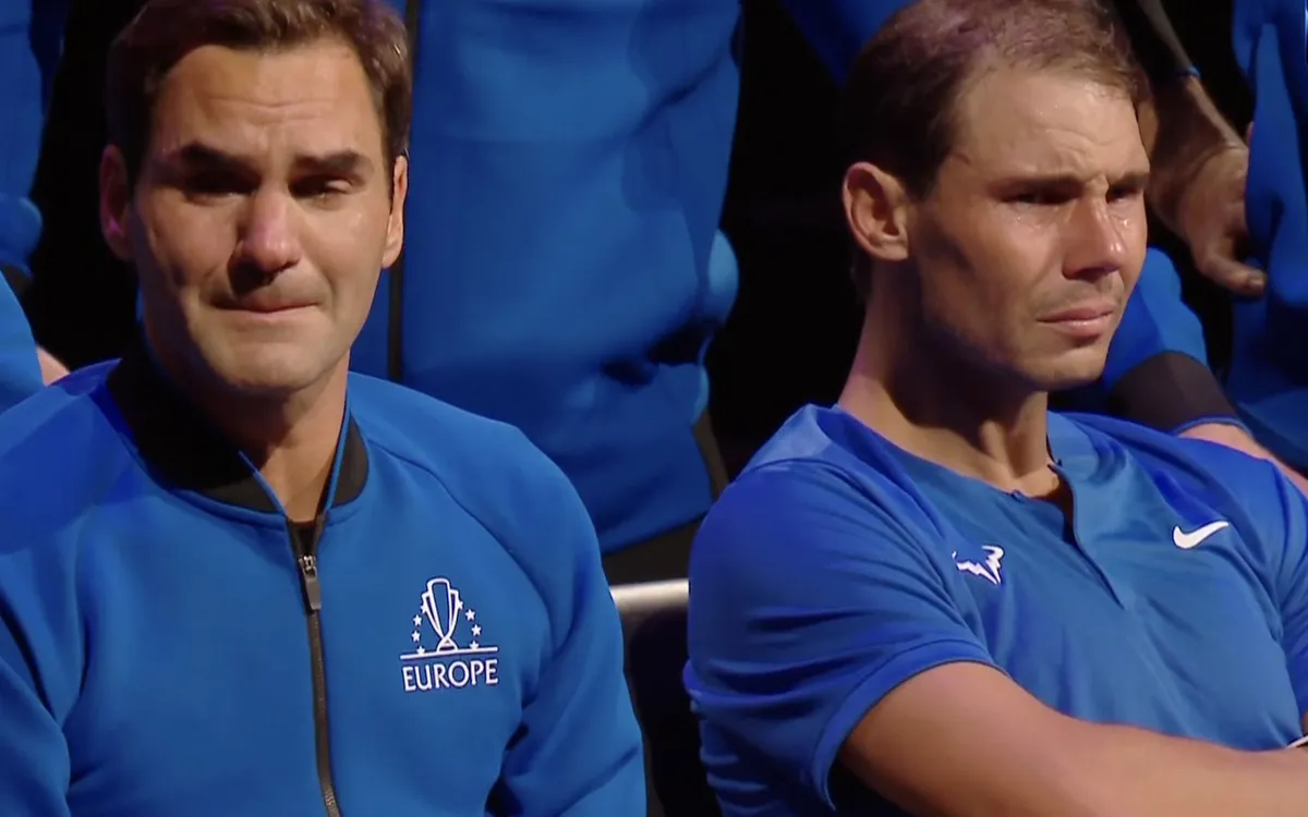 Xúc động khoảnh khắc Nadal rơi lệ ngày Federer giải nghệ - Ảnh 1. Xúc động khoảnh khắc Nadal rơi lệ ngày Federer giải nghệ - Ảnh 1.