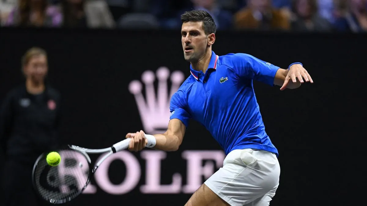 Novak Djokovic mong Roger Federer thay đổi quyết định giải nghệ - Ảnh 1. Novak Djokovic mong Roger Federer thay đổi quyết định giải nghệ - Ảnh 1.