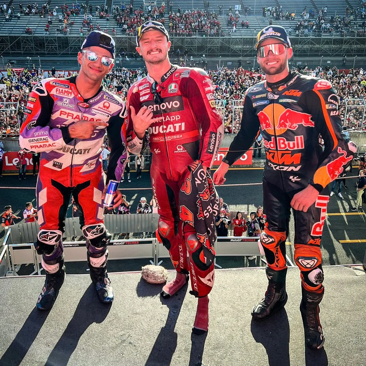 Hấp dẫn cuộc đua vô địch ở chặng MotoGP Nhật Bản - Ảnh 1. Hấp dẫn cuộc đua vô địch ở chặng MotoGP Nhật Bản - Ảnh 1.
