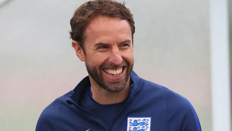 HLV Southgate tự tin giữ chức HLV trưởng ĐT Anh tại Wold Cup 2022 - Ảnh 1. HLV Southgate tự tin giữ chức HLV trưởng ĐT Anh tại Wold Cup 2022 - Ảnh 1.
