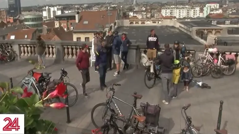 Ng&agrave;y kh&ocirc;ng &ocirc; t&ocirc; tại Bỉ - Ảnh 2.