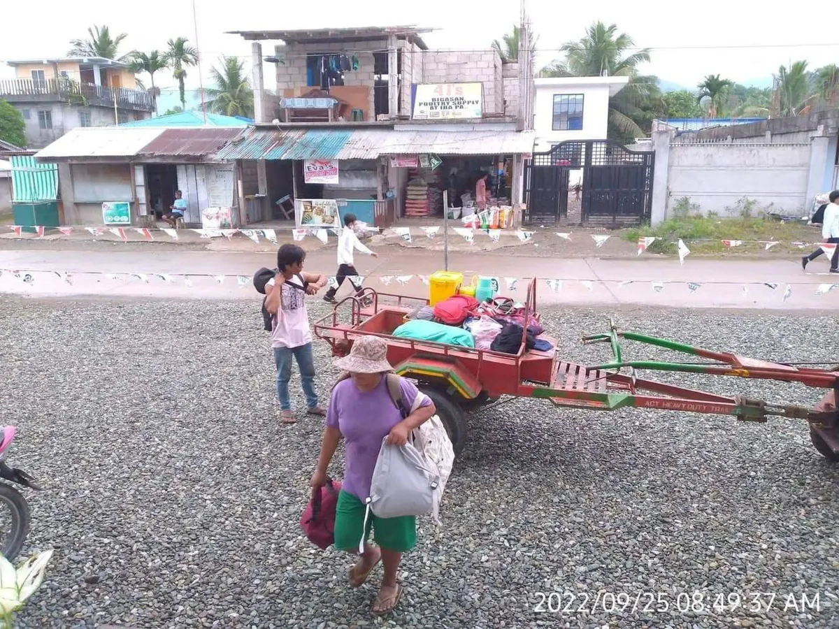 Bão Noru đổ bộ, Philippines ban hành báo động đỏ, hàng nghìn người phải sơ tán - Ảnh 4.