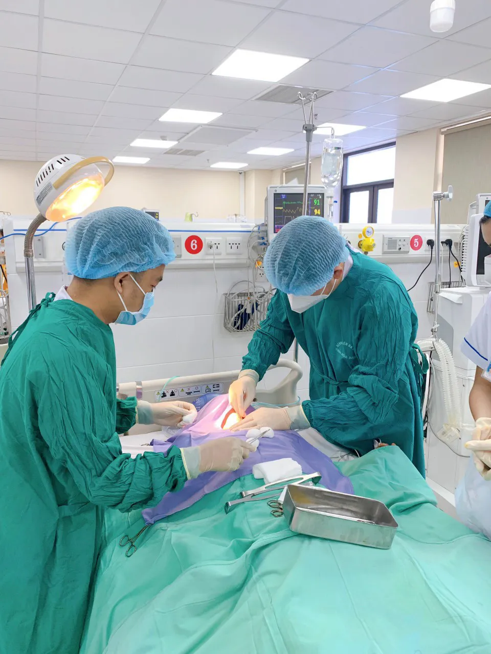 Bệnh nhân co giật toàn thân, người cứng như gỗ, bác sĩ cảnh báo phòng tránh căn bệnh đáng sợ - Ảnh 1.