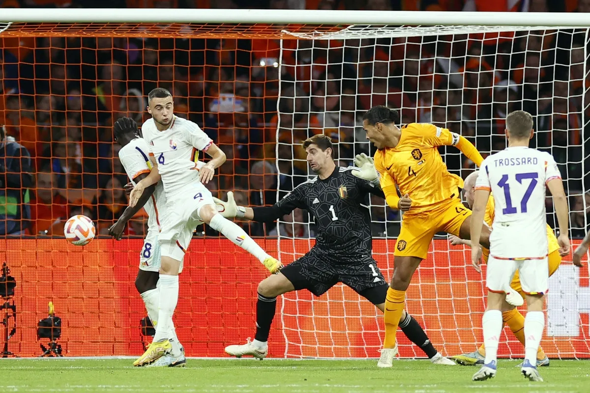 Van Dijk tỏa sáng, Hà Lan giành vé vào bán kết UEFA Nations League - Ảnh 1. Van Dijk tỏa sáng, Hà Lan giành vé vào bán kết UEFA Nations League - Ảnh 1.