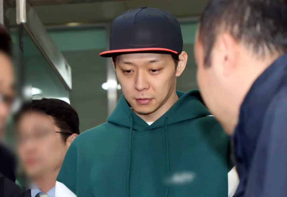 Park Yoochun bị cấm sóng tại Hàn Quốc - Ảnh 1.