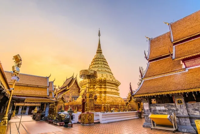 Lạc lối ở Chiang Mai cùng lễ hội đèn trời lớn nhất Thái Lan - Ảnh 1.