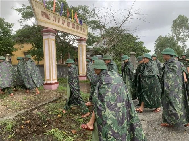 Phòng chống bão số 4: May mắn, bình an trước bão không phải tự nhiên mà có - Ảnh 1.