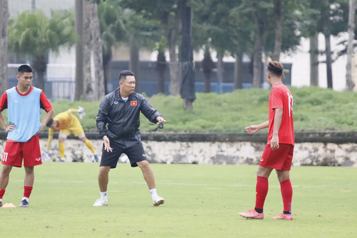 ĐT U17 Việt Nam tích cực luyện tập cho Vòng loại U17 Châu Á - Ảnh 2. ĐT U17 Việt Nam tích cực luyện tập cho Vòng loại U17 Châu Á - Ảnh 2.