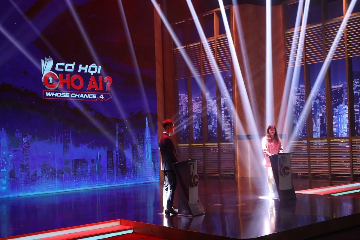 Chưa tốt nghiệp Đại học, cô gái Nùng 22 tuổi vẫn thành công chốt lương nghìn USD - Ảnh 2. Chưa tốt nghiệp Đại học, cô gái Nùng 22 tuổi vẫn thành công chốt lương nghìn USD - Ảnh 2.