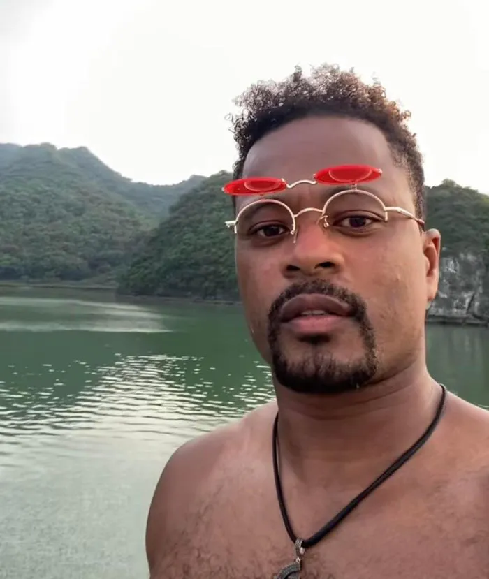 Patrick Evra tới Việt Nam du lịch - Ảnh 1. Patrick Evra tới Việt Nam du lịch - Ảnh 1.