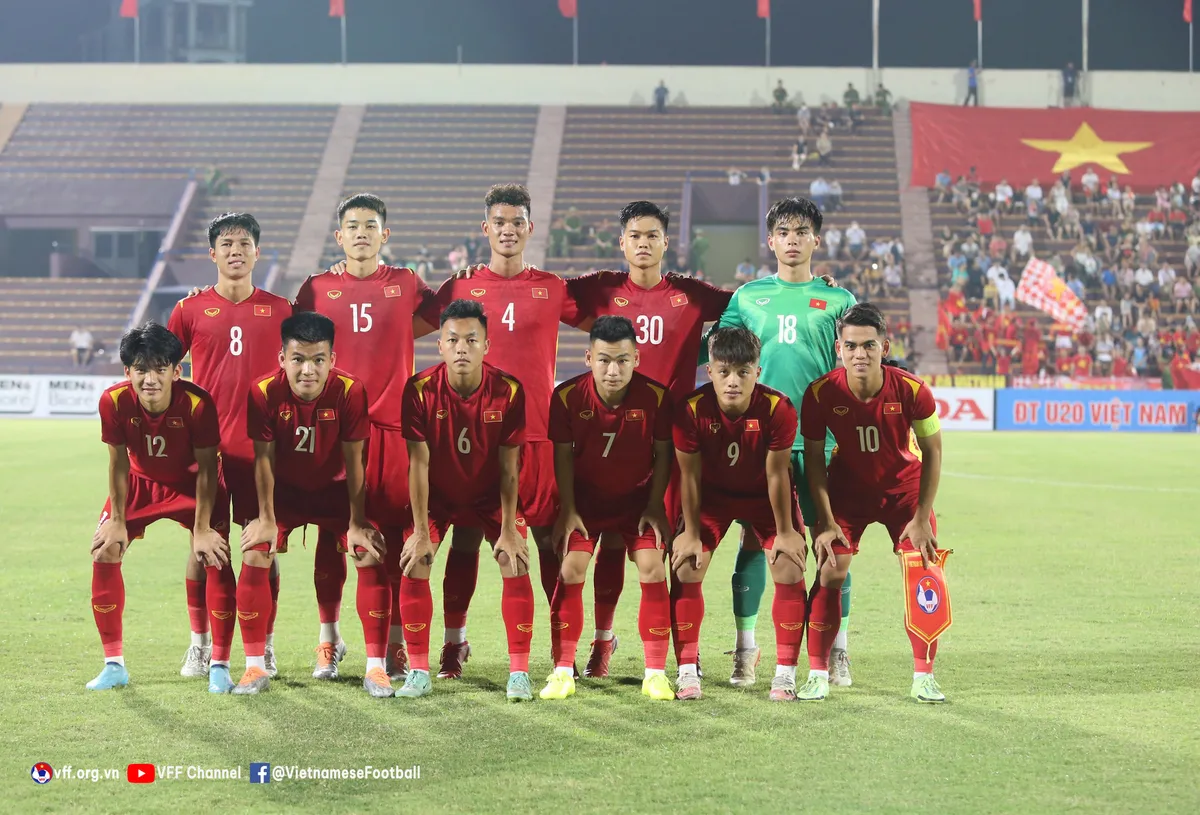 U20 Việt Nam và U20 Palestine bất phân thắng bại trong trận giao hữu trên sân Việt Trì - Ảnh 7. U20 Việt Nam và U20 Palestine bất phân thắng bại trong trận giao hữu trên sân Việt Trì - Ảnh 7.