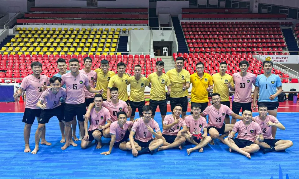 Giành vé vào bán kết AFF futsal Cup 2022, CLB Sahako được thưởng 100 triệu đồng - Ảnh 1. Giành vé vào bán kết AFF futsal Cup 2022, CLB Sahako được thưởng 100 triệu đồng - Ảnh 1.