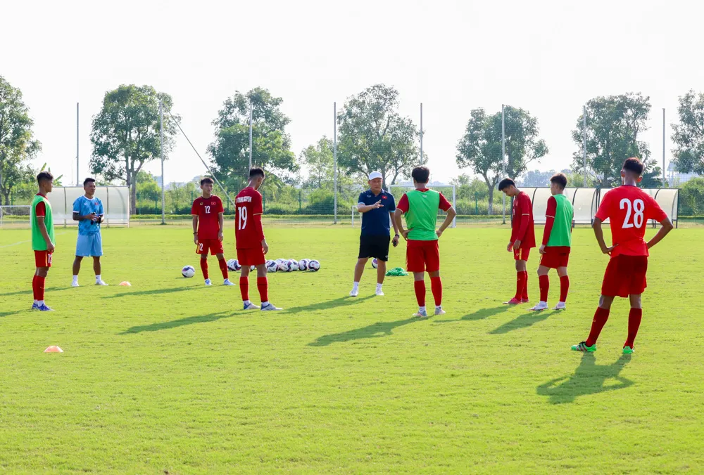 ĐT U17 Việt Nam bước vào guồng quay mới, hướng tới Vòng loại U17 châu Á 2023 - Ảnh 1. ĐT U17 Việt Nam bước vào guồng quay mới, hướng tới Vòng loại U17 châu Á 2023 - Ảnh 1.